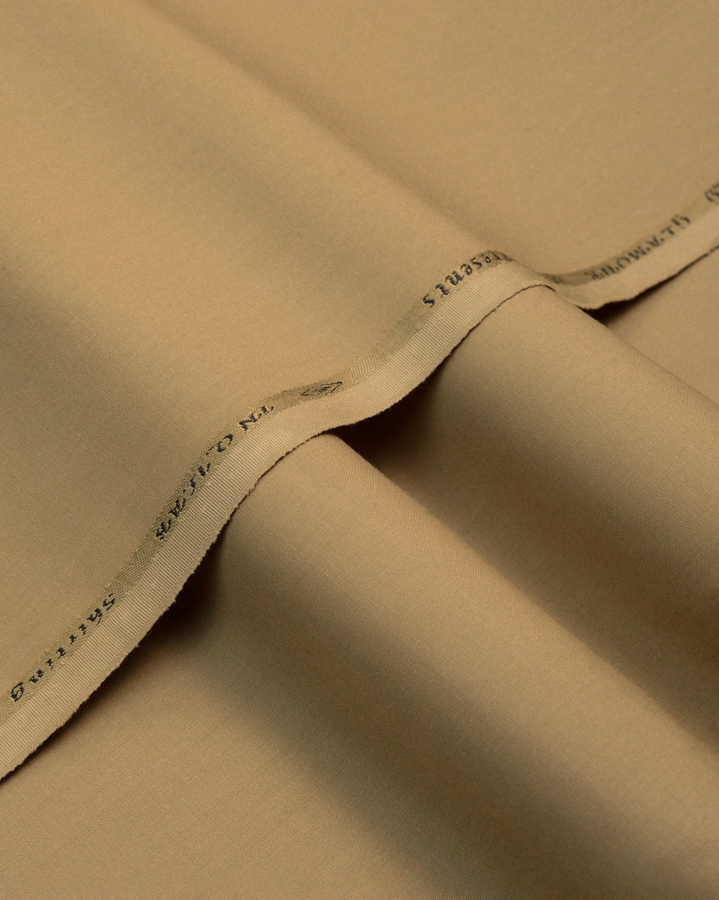 LUXURY SUMMER WASH & WEAR - ROYAL KING